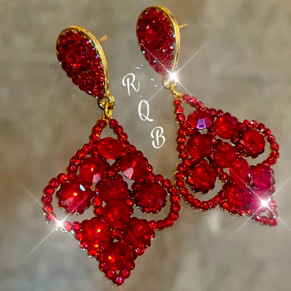 Red Scroll Design Small Chandelier Earrings